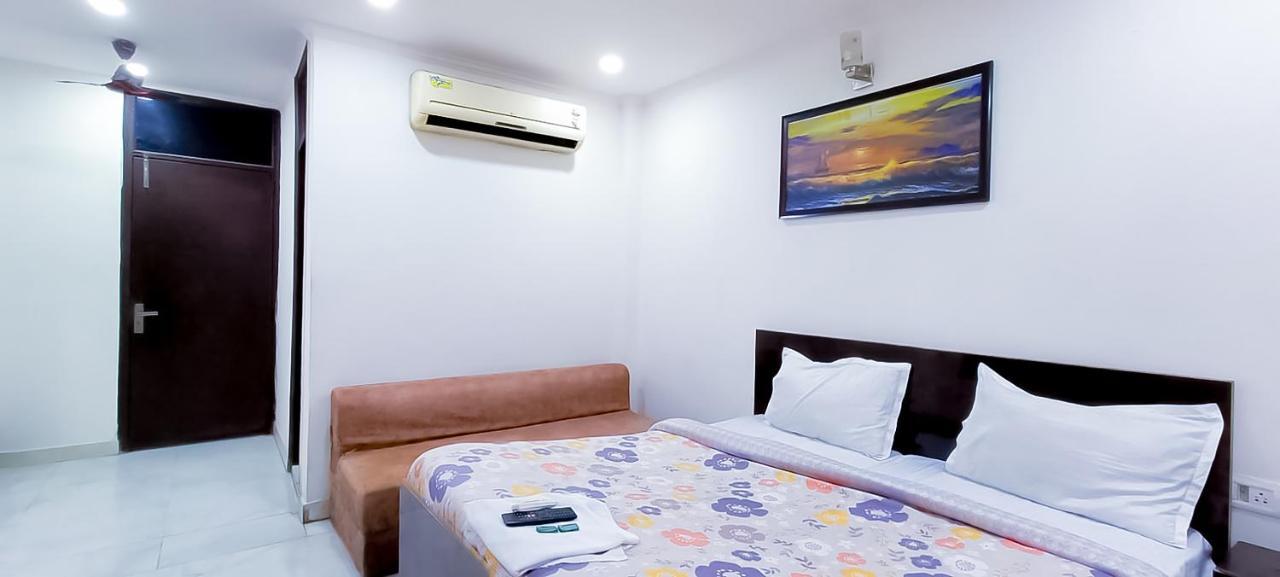 Hotel Tom - Jungpura Chruch Road Nuova Delhi Esterno foto